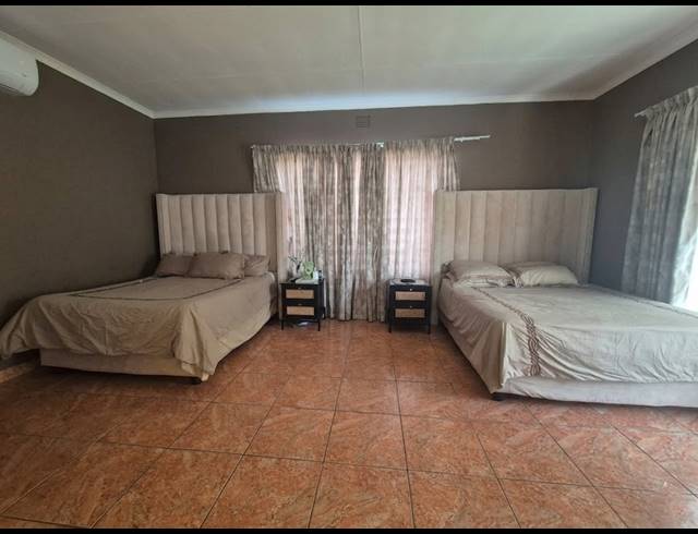 4 BEDROOM HOUSE FOR SALE IN SONLAND PARK
